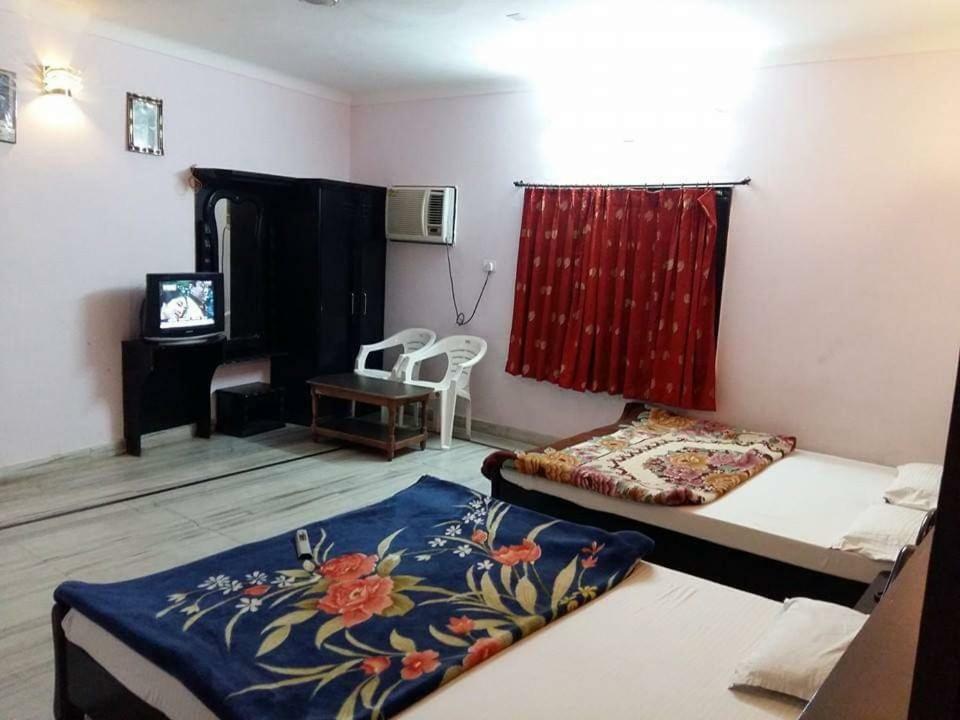 Hotel Shreeji Sharan Nāthdwāra Eksteriør billede